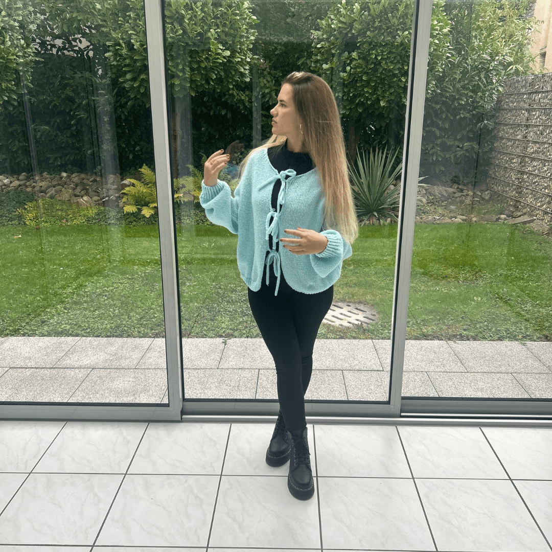 "Léna Paris" Bow Cardigan - Strickjacke - The Femme Club