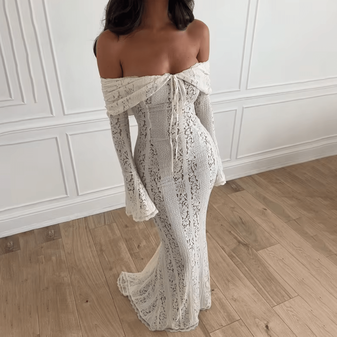 Midnight Whisper Dress - Maxikleid aus Spitze - The Femme Club