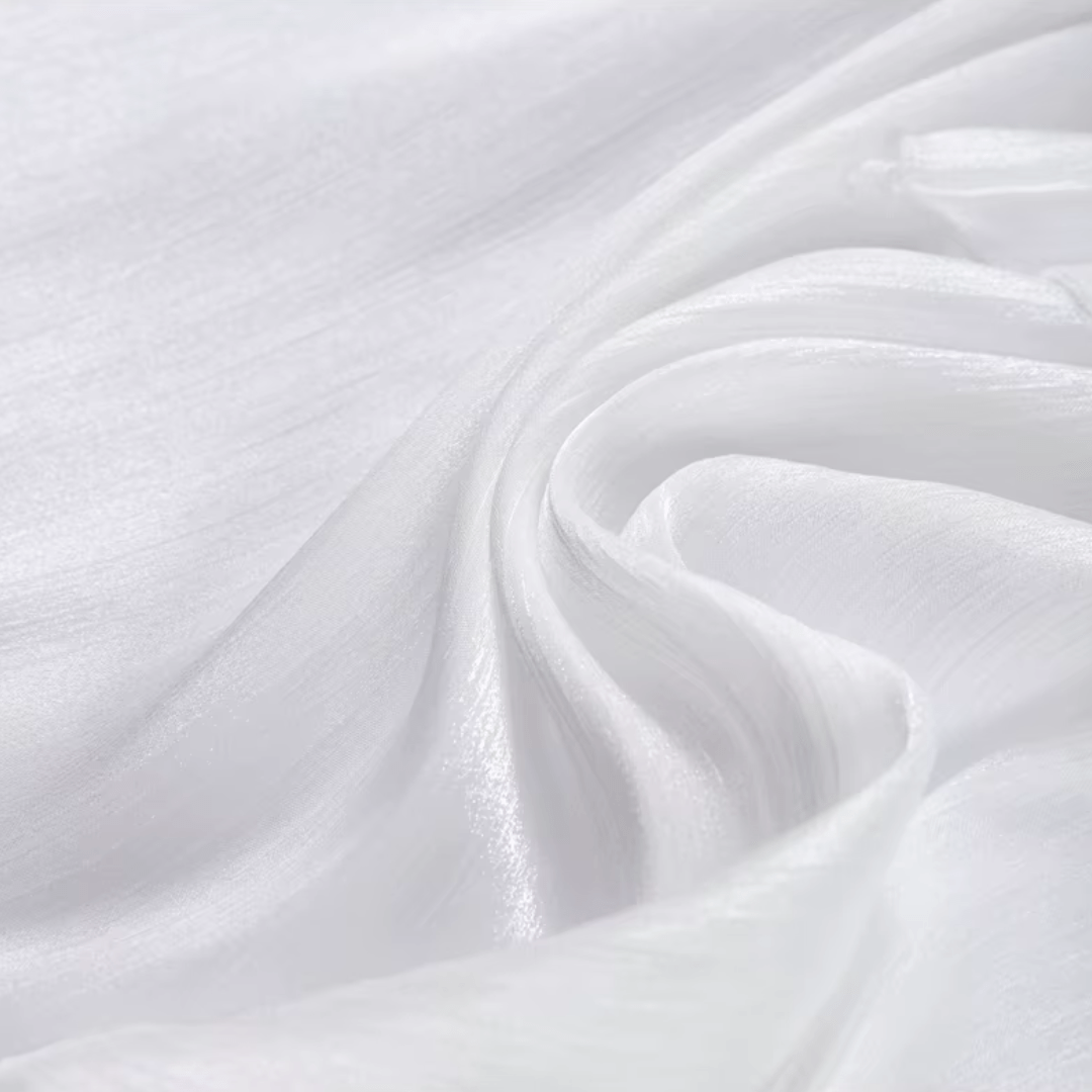 Seraphina Silk Glow Dress - Minikleid mit Schleife - The Femme Club