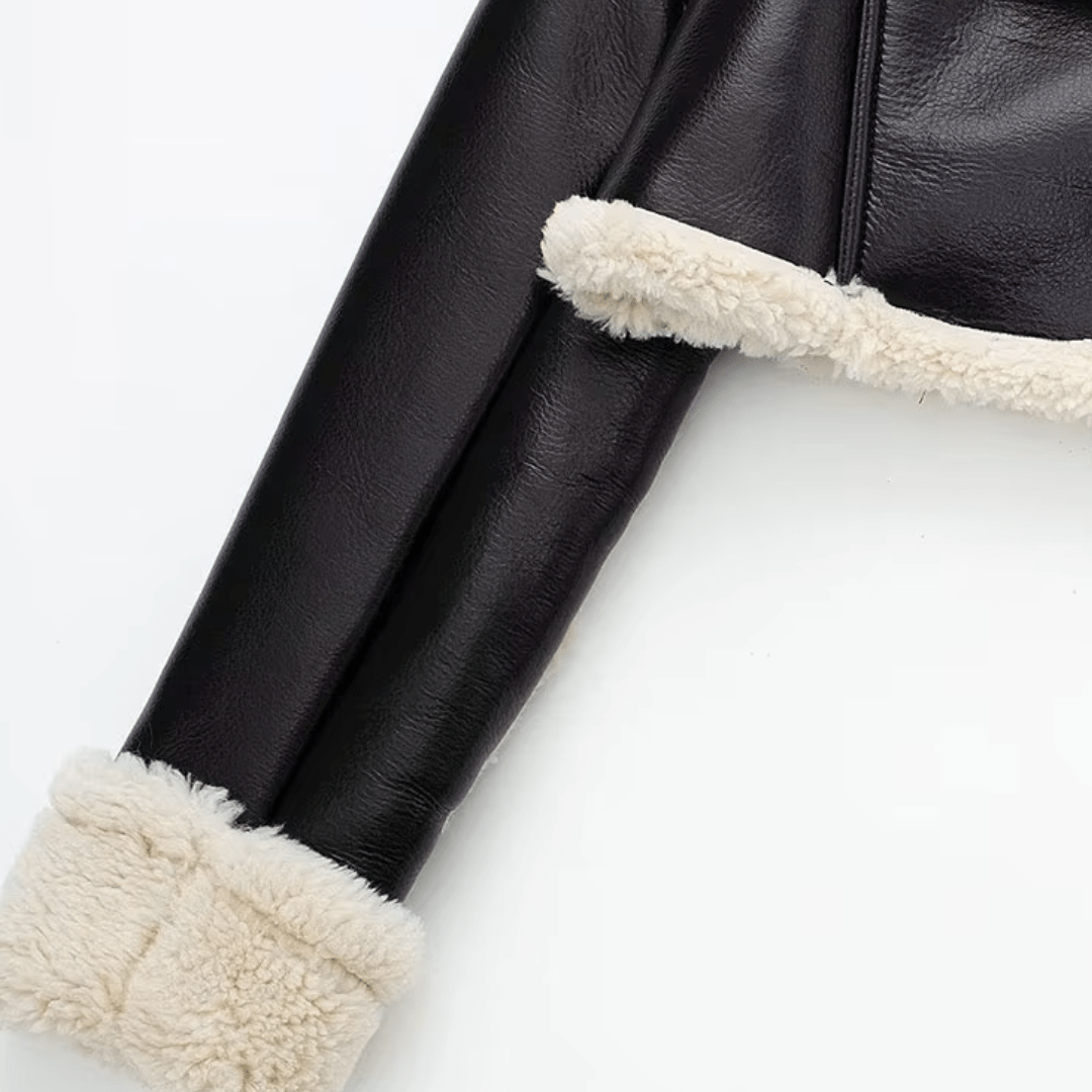 Shearling Jacket "Vivienne" - Cropped Kunstlederjacke mit Shearling - Futter - The Femme Club