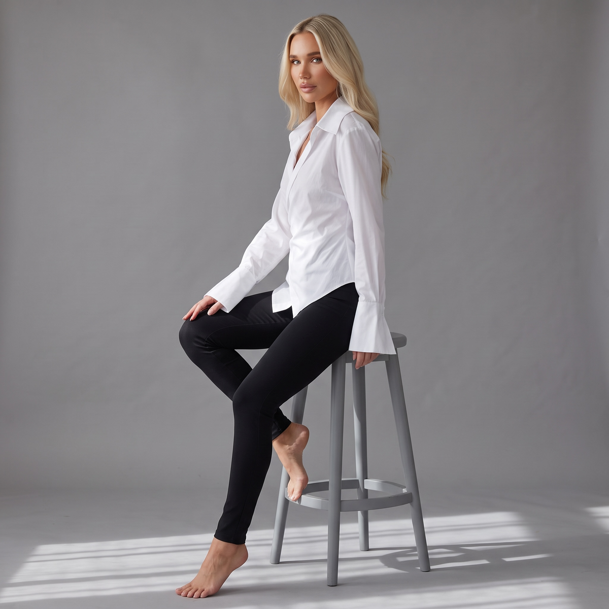 Taillierte Wickelbluse mit Reverskragen