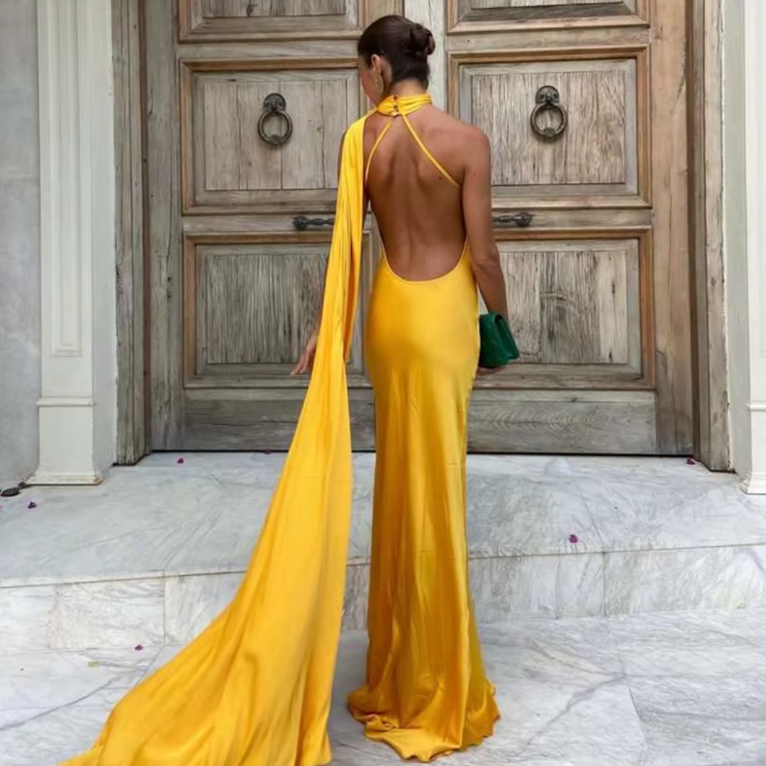 "Verde Élégance" – Satin-Maxikleid mit Cape-Detail