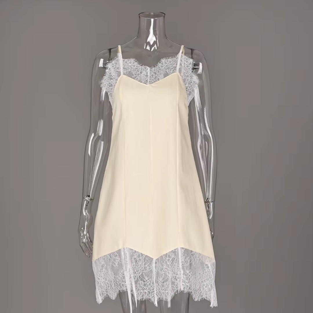 "Melodie" – Slip Dress mit floraler Spitze