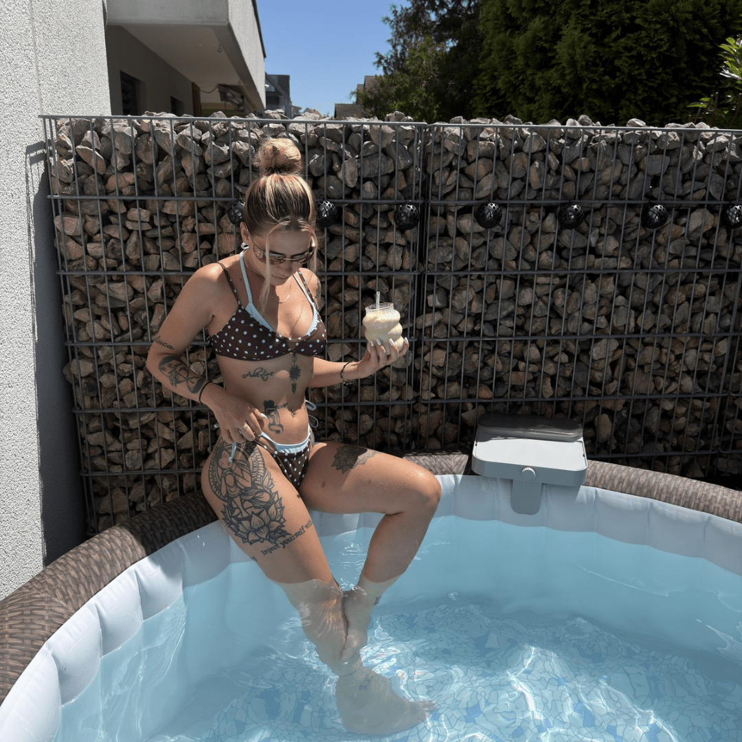 "Amalfi" Dotted Bikini Set - Luxuriöses Polka Dot Bikini-Set - The Femme Club