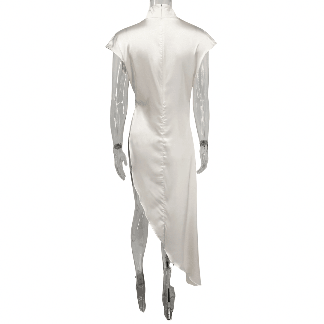 Asymmetrisches Satin-Longtop "White" - Oberteile - The Femme Club