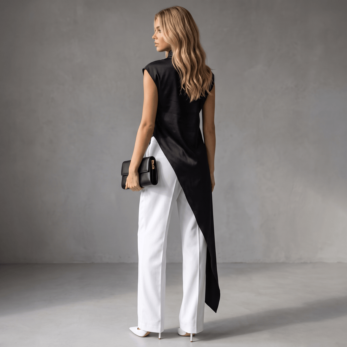 Asymmetrisches Satin-Longtop "White" - Oberteile - The Femme Club