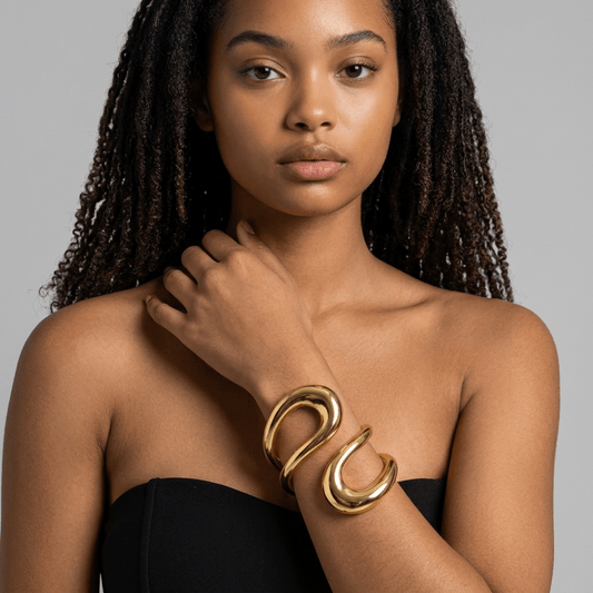 Bracelet „Lioraé“ - Luxus-Statement-Armband - The Femme Club