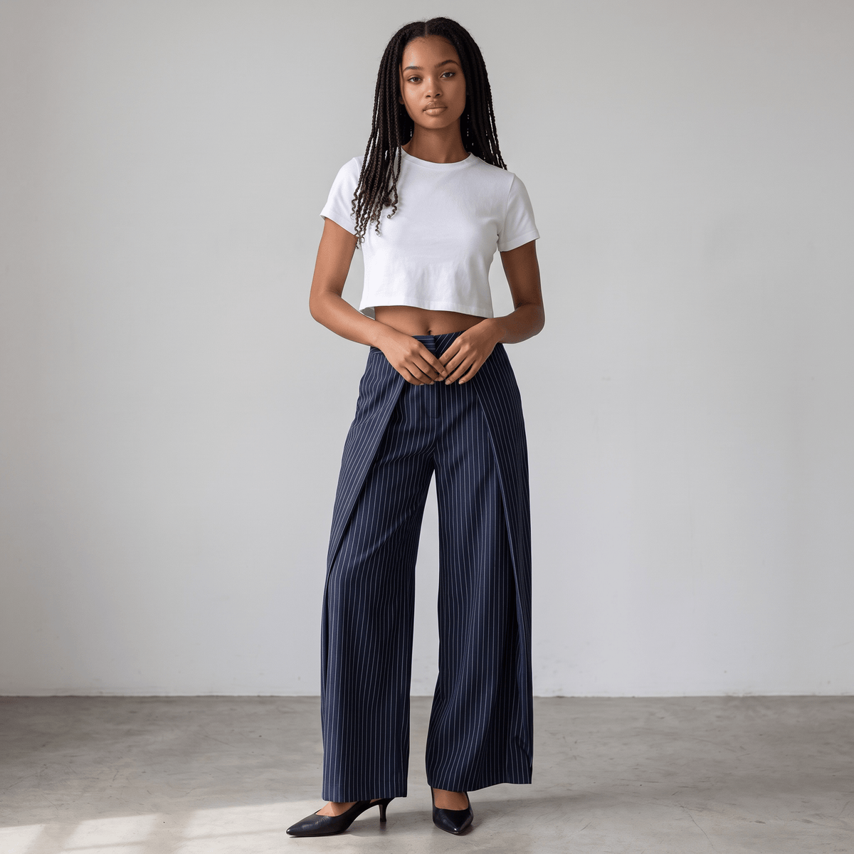 „Casual Power“ Nadelstreifenhose mit Wickel-Detail - Lange Hose - The Femme Club