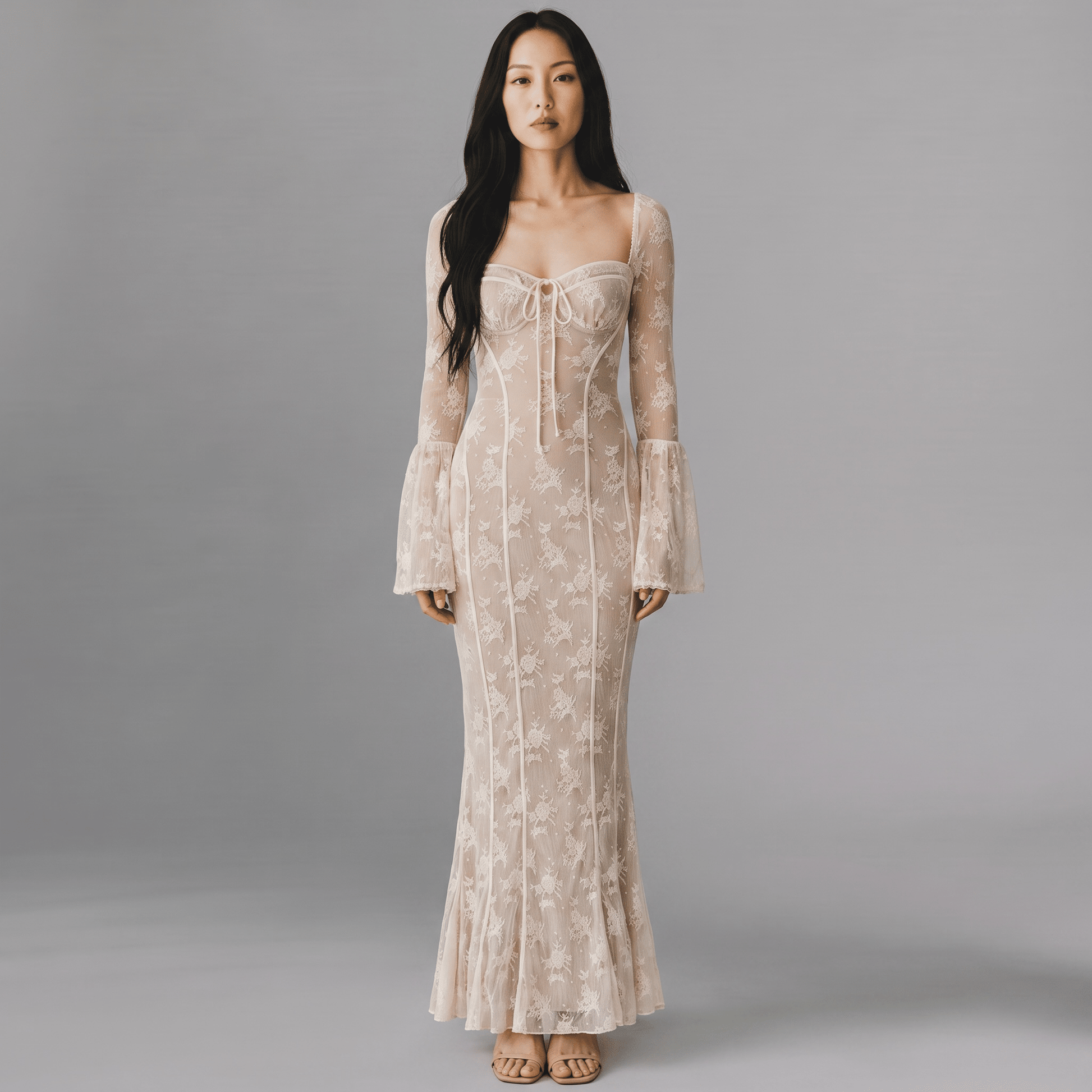 Gown "Nolira" - Spitzenkleid - The Femme Club