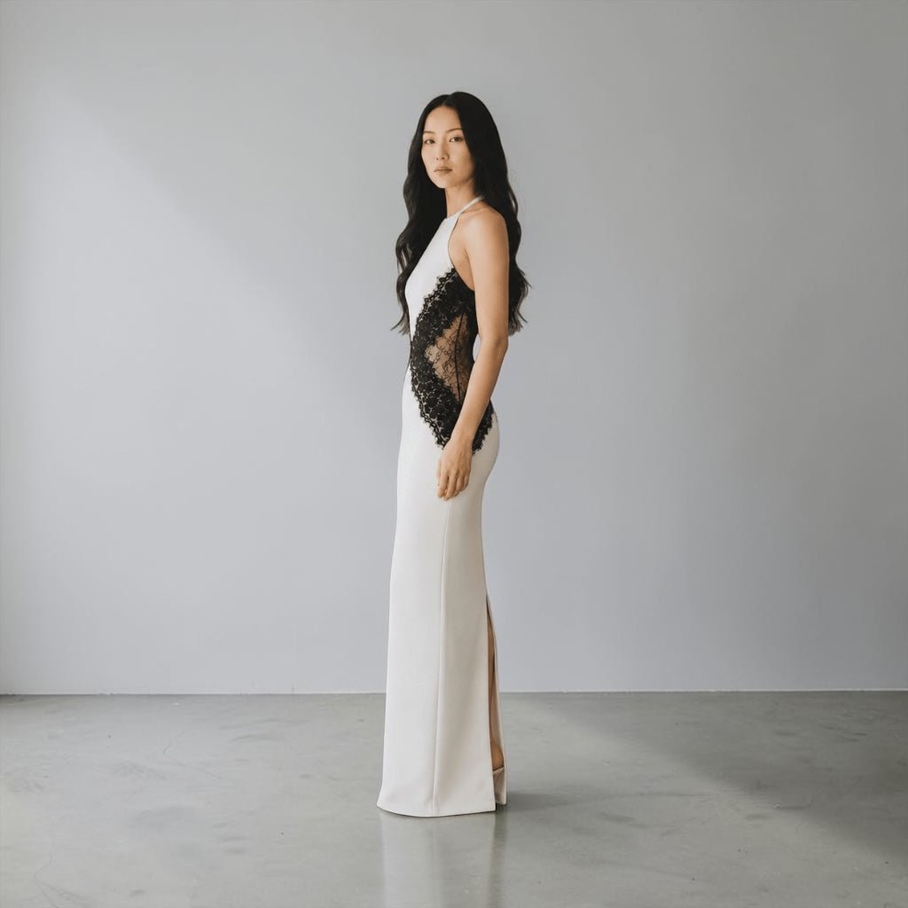 "Maison Noire" – Kontrast-Maxikleid - Maxikleid - The Femme Club