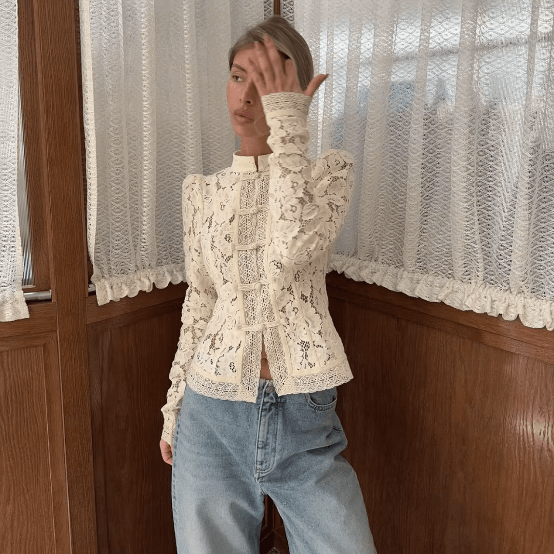 "Nocturnal Bloom" Lace Top - Spitzenbluse - The Femme Club