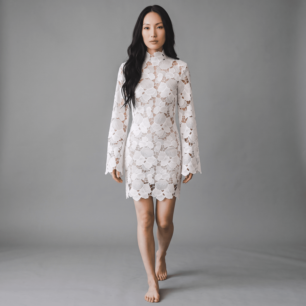 "Pearl Riviera" Crochet Dress - Luxuriöses Crochet Spitzen-Minikleid - The Femme Club