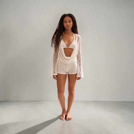 "Sirène" Aura Playsuit - Luxuriöser Lace Beach Romper - The Femme Club