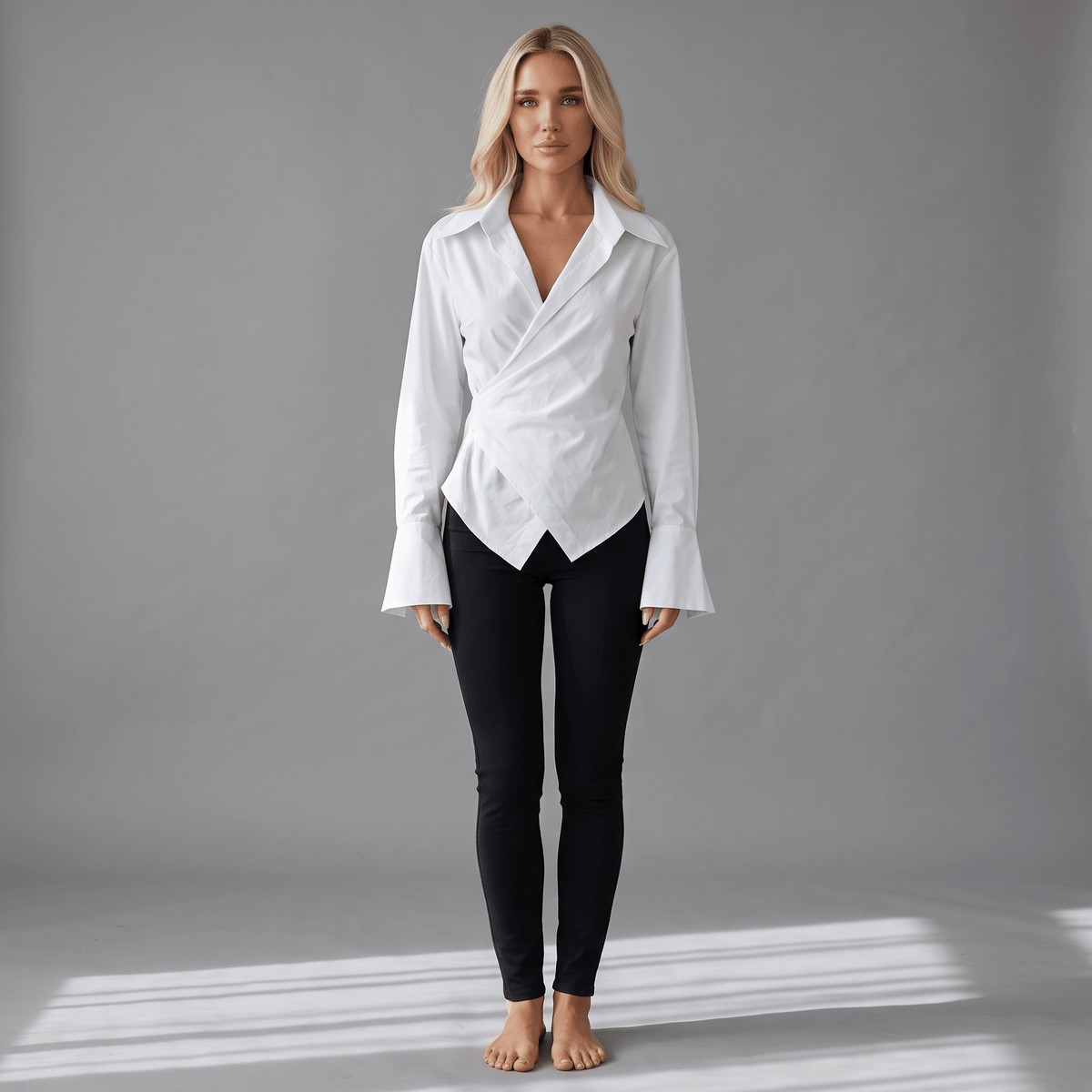 Taillierte Wickelbluse mit Reverskragen - Damenbluse - The Femme Club