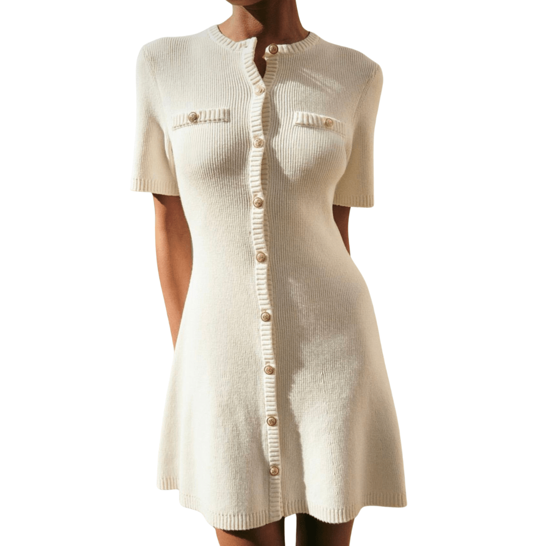 "White Luxe" Strick - Minikleid mit Goldknöpfen - Strickkleid - The Femme Club